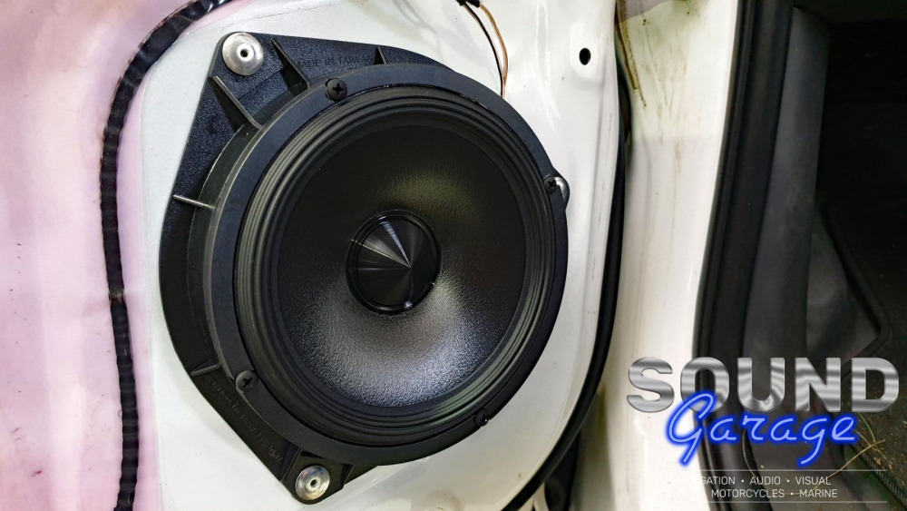 Toyota Speaker installation - Alpine R-S65C.2