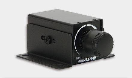 Alpine S-A60M S-Series Class D Mono Amplifier Bundled w/RUX-KNOB.2 Remote Bass Level Control 